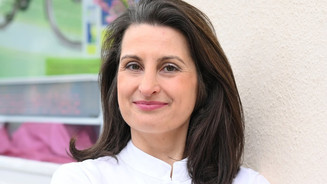 „Schwer, an eine gute Apotheke zu kommen“ Apothekerin Beatrice Teschner lächelt.
