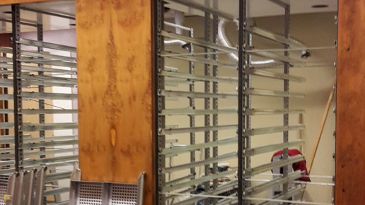 Altstadt-Apotheke Goettingen Einbau Automat Altstadt-Apotheke