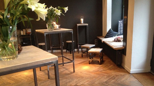 black coffee pharmacy tische leni moretti photography