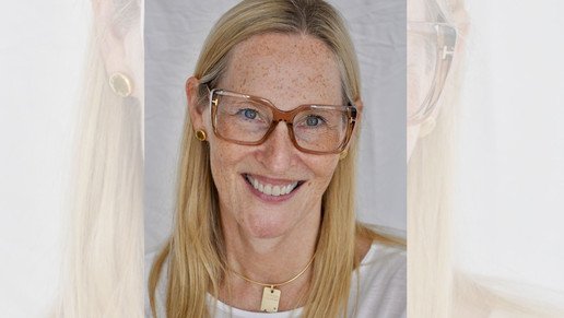 Apothekerin Miriam Oster lächelt.