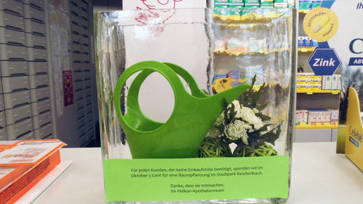 spendenbox pelikan-apo