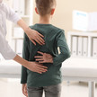 Neue Leitlinie „Rückenschmerzen bei Kindern“