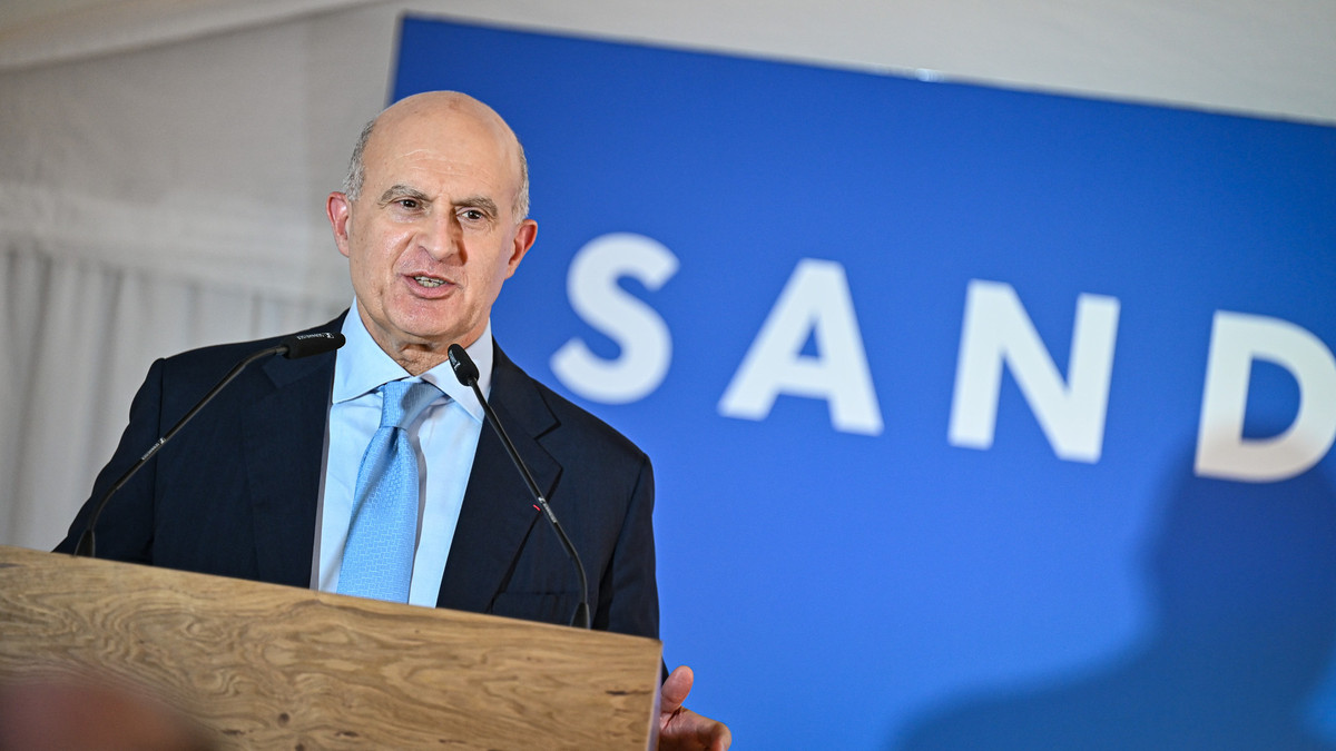 Sandoz-er-ffnet-Biosimilar-Zentrum