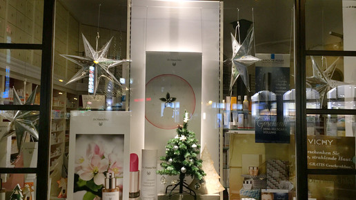 schaufenster apotheken weihnachts-deko3 aa