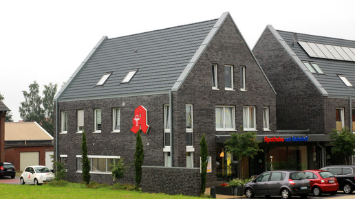 Apo am bahnhof overwiening aussen3 apoambhf