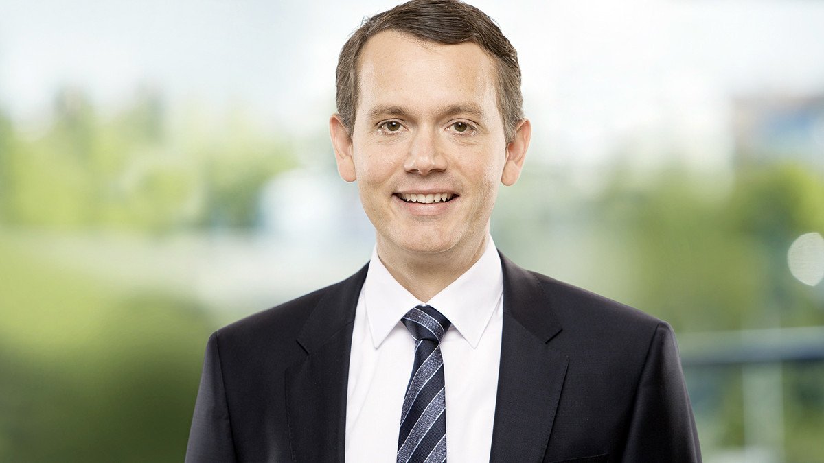 dm-Chef-Apothekenmarkt-l-uft-auf-uns-zu