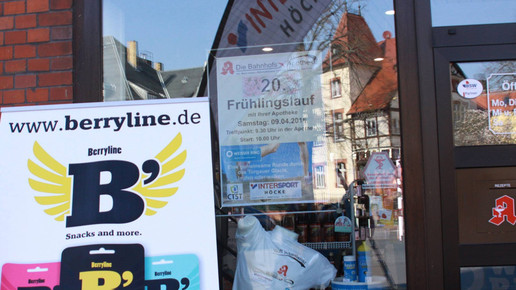berryline schaufenster bahnhofsapotheke berryline