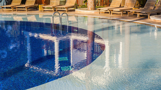 pool urlaub freibad schwimmen rainersturm pixeliode