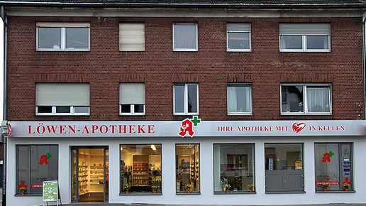 schaufenster kleve loewen-apotheke