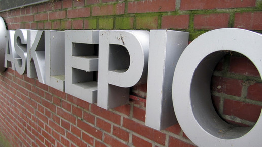 asklepios klinik schriftzug aa