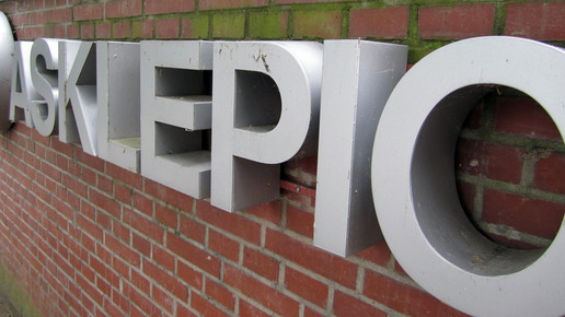 asklepios klinik schriftzug aa