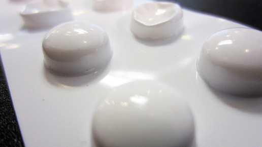 blister ohne namen aa