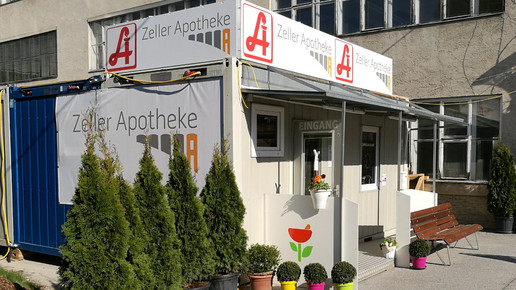 Zeller Apotheke Waidhofen Container aussen Zeller Apotheke