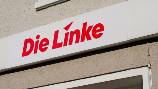 Schriftzug "Die Linke" an der Fassade der Parteizentrale