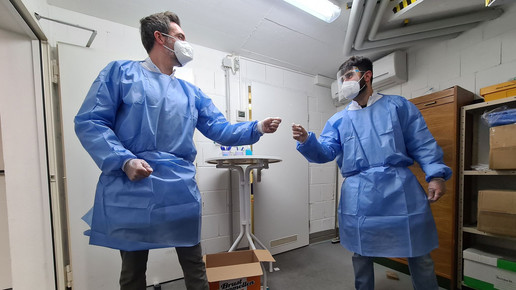 Testzentrum: Apotheker, Koch, Tanzlehrer