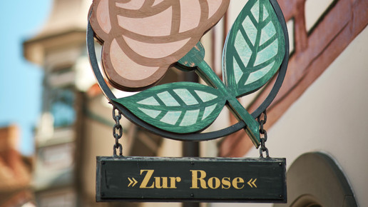 zurrose apotheke schild zurrose