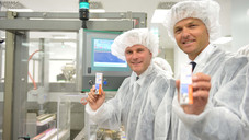 Bahr weiht Sterilanlage ein