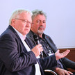 Mathias Arnold, Jürgen Schäfer und Sven Lobeda auf dem Podium auf dem Kongress für Gesundheitsnetzwerker.