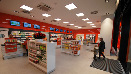 farmaplus-ruhrpark-1-farmaplusapothekeimruhrpark