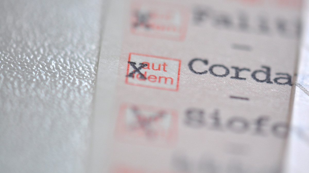 Import-Retax-Arztzettel-rettet-Aut-idem-Kreuz