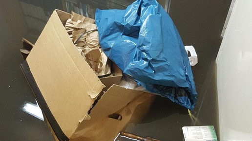 apo ueberflutet kellerregal aa