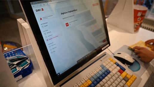 Fake-Impfpässe: Journalisten testen Apotheken