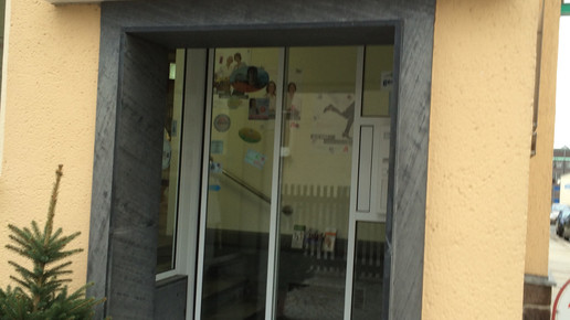 neue-apotheke eingang neue-apotheke