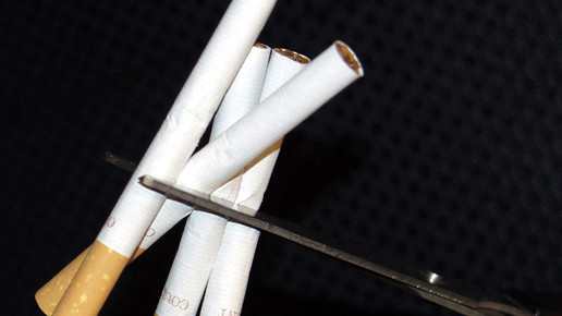 zigaretten schere aa