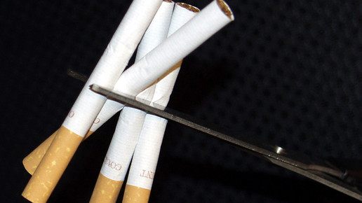 zigaretten schere aa