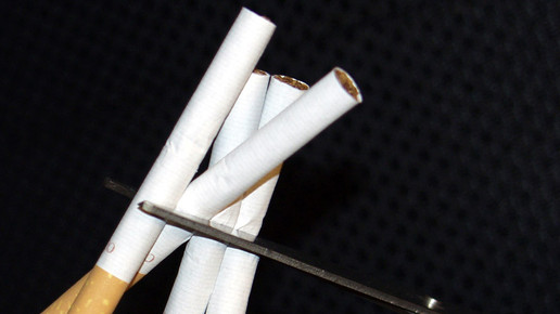 zigaretten schere aa