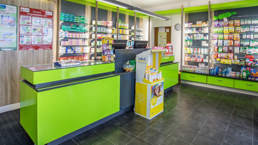 Schloss-Apotheke 2 Schloss-Apotheke