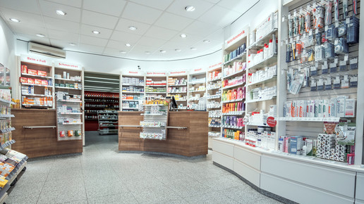 Solitude-Apotheke innen2 florian gerlach