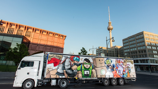Amazon Prime Day Truck Berlin amazon