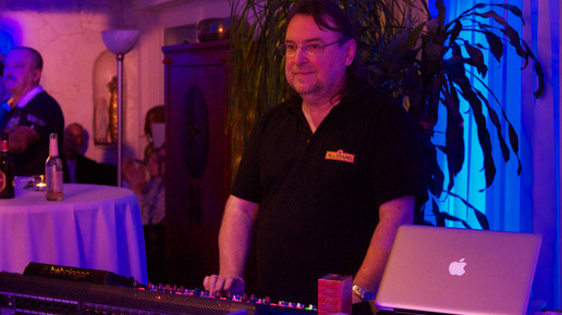 ME am Mischpult muxxtv