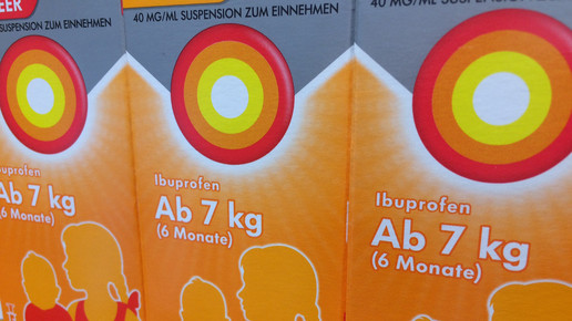 Ibuprofen ab 3 Monaten: Säfte sollen rezeptfrei werden