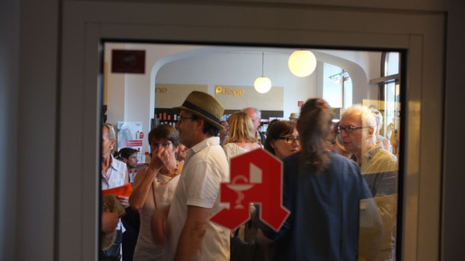 viola oper bahnhofapo muenchen 05 Urs Schoenebaum