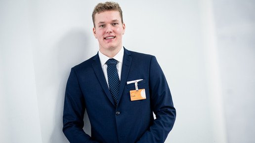 via: Bühler übernimmt Vorsitz