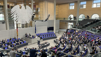 Symbolbild: Sitzung im Bundestag, 24.2.23
