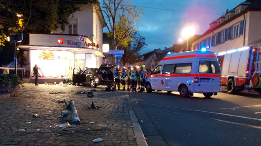 verkehrsunfall bmw kurapotheke Polizeipraesidium Rheinpfalz