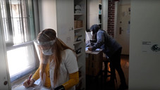 Apothekenbetrieb im Elendsviertel