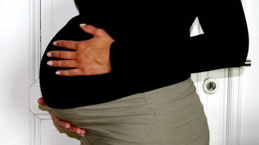 schwanger bauch alexandra bucurescu pixelio.de