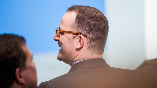 Spahn rechtfertigt erneut Masken-Deals