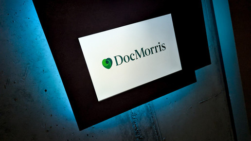 Schild DocMorris in Frauenfeld