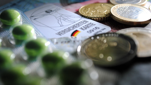 kosten gkv egk geld Chris Beck pixelio de