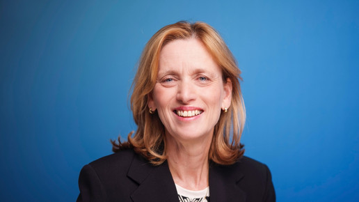 Ministerin feilt am Mutterschutz für Selbstständige