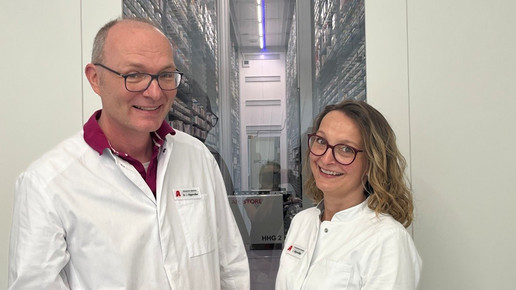 Das Apothekerpaar Janet und Dr. Jan Olgemöller. Mehr dazu im Artikel.