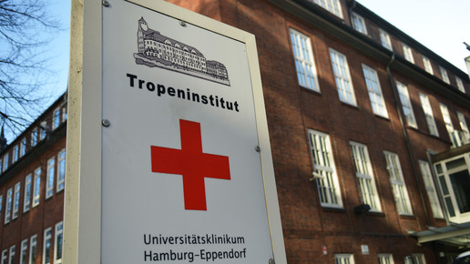 Schild des Bernhard-Nocht-Instituts für Tropenmedizin