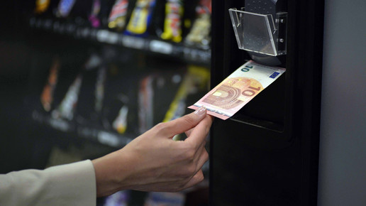 10-euro-schein-automat-ezb-1