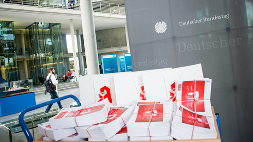 ABDA uebergabeunterschriften01 domma