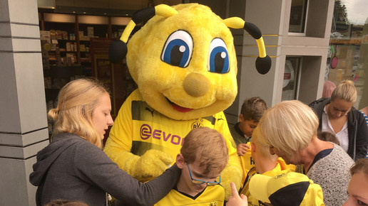 Central-Apotheke Witten Maskottchen Emma BVB Central-Apotheke